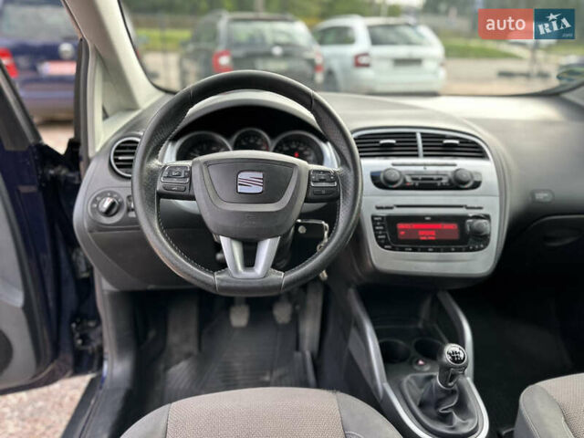 Синий Сеат Altea XL, объемом двигателя 1.39 л и пробегом 212 тыс. км за 5700 $, фото 21 на Automoto.ua
