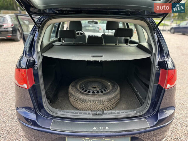 Синий Сеат Altea XL, объемом двигателя 1.39 л и пробегом 212 тыс. км за 5700 $, фото 23 на Automoto.ua