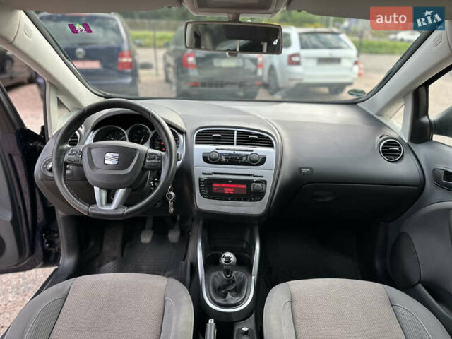 Синий Сеат Altea XL, объемом двигателя 1.39 л и пробегом 212 тыс. км за 5700 $, фото 26 на Automoto.ua