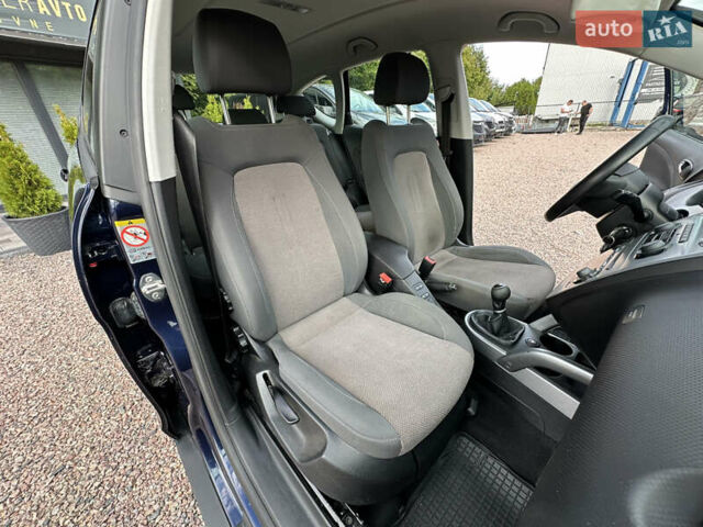 Синий Сеат Altea XL, объемом двигателя 1.39 л и пробегом 212 тыс. км за 5700 $, фото 31 на Automoto.ua
