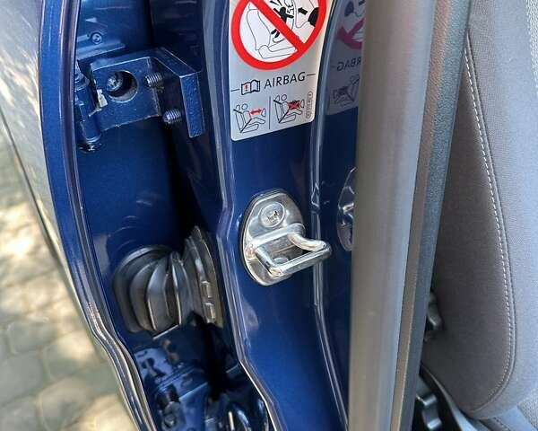 Синий Сеат Altea XL, объемом двигателя 0 л и пробегом 120 тыс. км за 11700 $, фото 3 на Automoto.ua