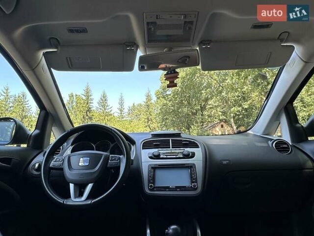 Синий Сеат Altea XL, объемом двигателя 0 л и пробегом 120 тыс. км за 11700 $, фото 11 на Automoto.ua