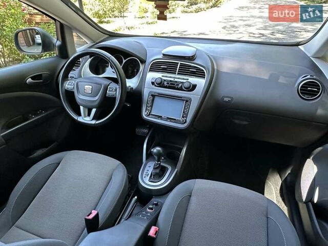 Синий Сеат Altea XL, объемом двигателя 0 л и пробегом 120 тыс. км за 11700 $, фото 18 на Automoto.ua