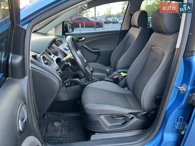 Синий Сеат Altea XL, объемом двигателя 1.6 л и пробегом 177 тыс. км за 11990 $, фото 7 на Automoto.ua