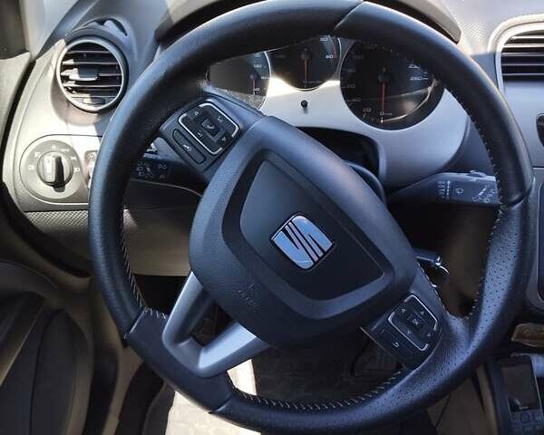 Синий Сеат Altea XL, объемом двигателя 1.6 л и пробегом 107 тыс. км за 10800 $, фото 10 на Automoto.ua