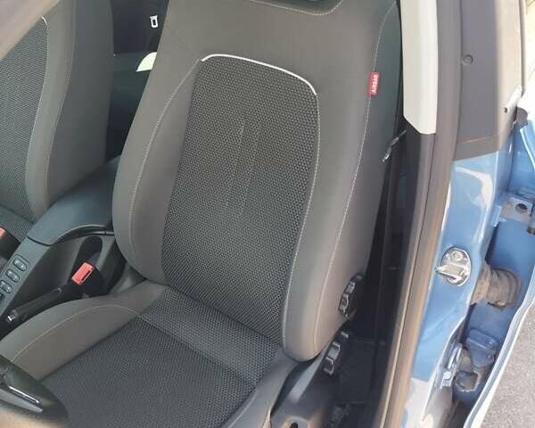 Синий Сеат Altea XL, объемом двигателя 1.6 л и пробегом 107 тыс. км за 10800 $, фото 4 на Automoto.ua
