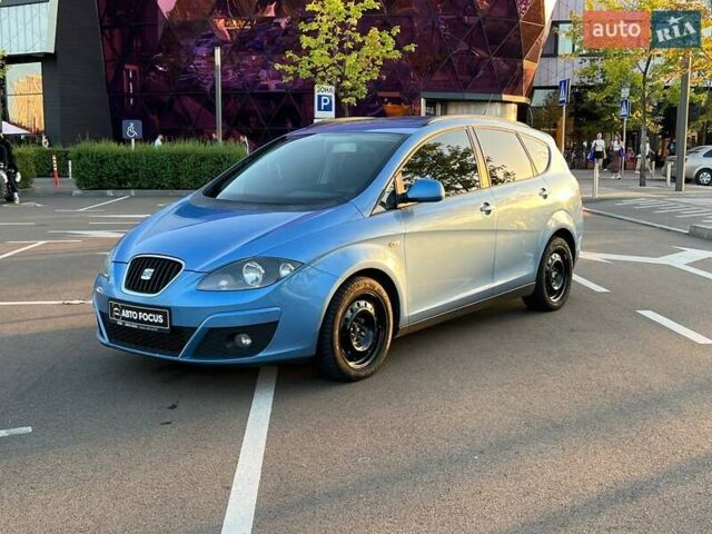 Синий Сеат Altea XL, объемом двигателя 1.6 л и пробегом 177 тыс. км за 11990 $, фото 3 на Automoto.ua