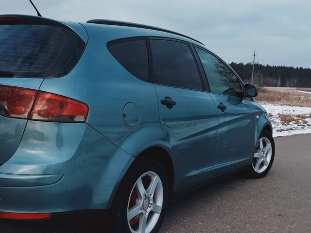 Синій Сеат Altea XL, об'ємом двигуна 0 л та пробігом 192 тис. км за 5500 $, фото 10 на Automoto.ua