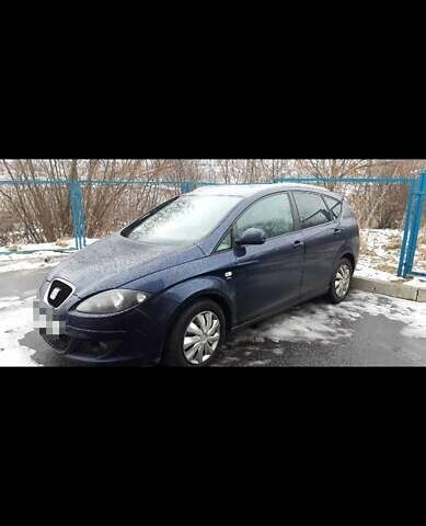 Синій Сеат Altea XL, об'ємом двигуна 1.4 л та пробігом 245 тис. км за 6500 $, фото 1 на Automoto.ua