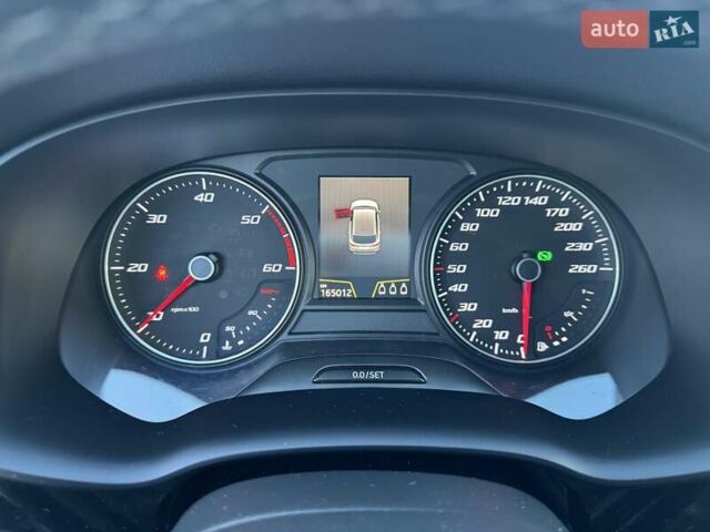 Белый Сеат Ateca, объемом двигателя 1.97 л и пробегом 165 тыс. км за 22800 $, фото 37 на Automoto.ua