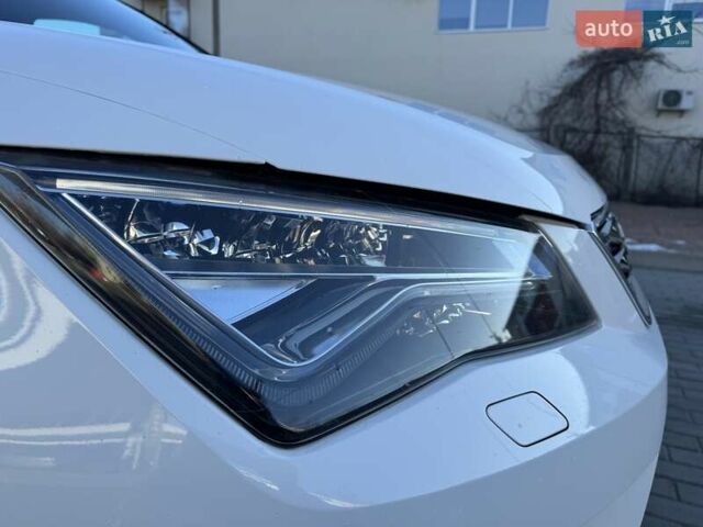 Белый Сеат Ateca, объемом двигателя 1.97 л и пробегом 165 тыс. км за 22800 $, фото 56 на Automoto.ua