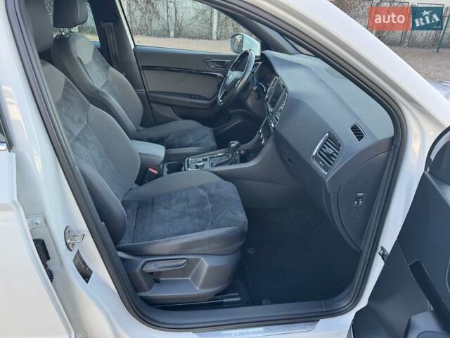 Белый Сеат Ateca, объемом двигателя 1.97 л и пробегом 165 тыс. км за 22800 $, фото 8 на Automoto.ua