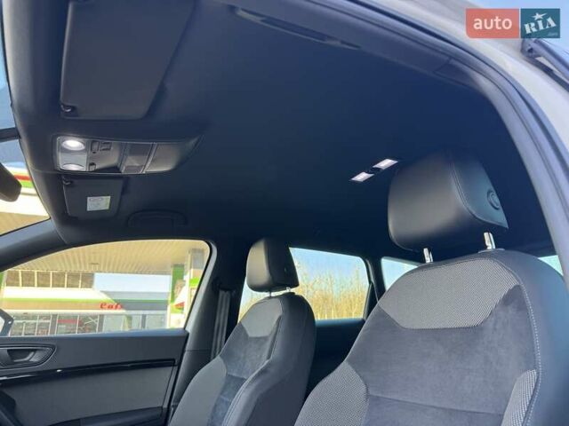 Белый Сеат Ateca, объемом двигателя 1.97 л и пробегом 165 тыс. км за 22800 $, фото 32 на Automoto.ua