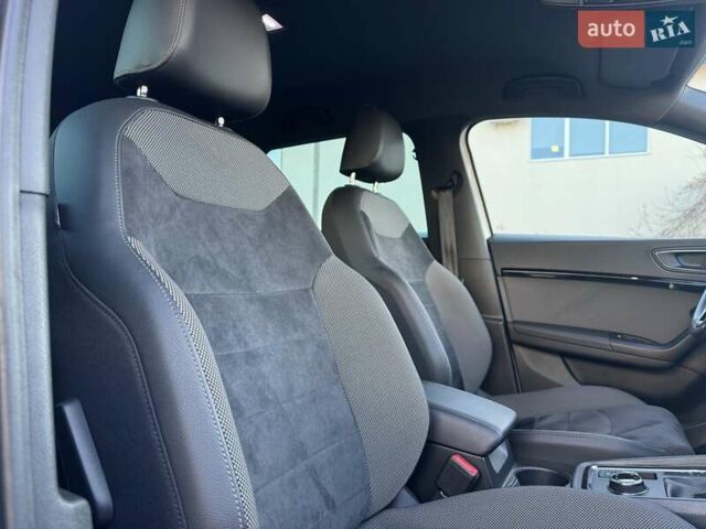 Белый Сеат Ateca, объемом двигателя 1.97 л и пробегом 165 тыс. км за 22800 $, фото 10 на Automoto.ua