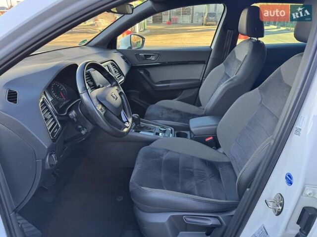 Белый Сеат Ateca, объемом двигателя 1.97 л и пробегом 165 тыс. км за 22800 $, фото 28 на Automoto.ua