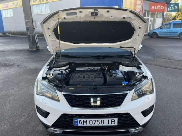 Белый Сеат Ateca, объемом двигателя 1.97 л и пробегом 165 тыс. км за 22800 $, фото 53 на Automoto.ua