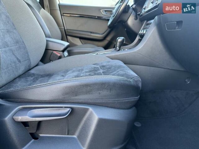 Белый Сеат Ateca, объемом двигателя 1.97 л и пробегом 165 тыс. км за 22800 $, фото 9 на Automoto.ua