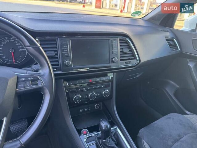 Белый Сеат Ateca, объемом двигателя 1.97 л и пробегом 165 тыс. км за 22800 $, фото 41 на Automoto.ua