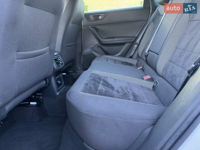 Белый Сеат Ateca, объемом двигателя 1.97 л и пробегом 165 тыс. км за 22800 $, фото 22 на Automoto.ua