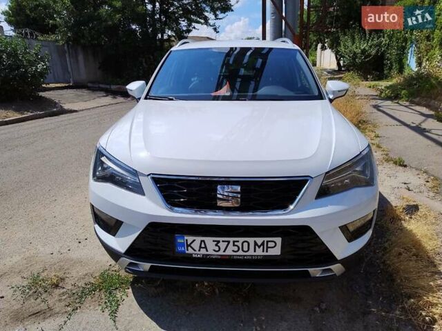 Белый Сеат Ateca, объемом двигателя 1.6 л и пробегом 145 тыс. км за 22100 $, фото 1 на Automoto.ua