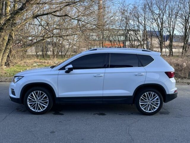 Белый Сеат Ateca, объемом двигателя 1.6 л и пробегом 140 тыс. км за 21000 $, фото 2 на Automoto.ua