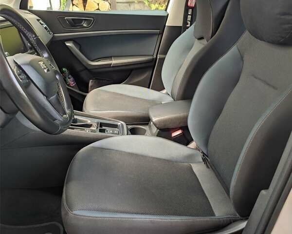 Белый Сеат Ateca, объемом двигателя 1.6 л и пробегом 32 тыс. км за 18490 $, фото 11 на Automoto.ua