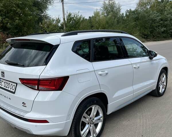 Білий Сеат Ateca, об'ємом двигуна 1.97 л та пробігом 226 тис. км за 24500 $, фото 2 на Automoto.ua