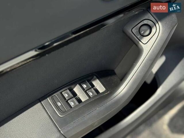 Белый Сеат Ateca, объемом двигателя 1.97 л и пробегом 24 тыс. км за 28000 $, фото 12 на Automoto.ua