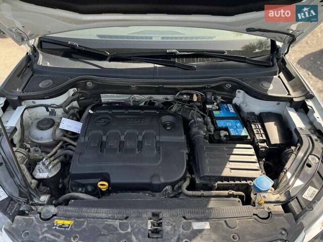 Белый Сеат Ateca, объемом двигателя 1.97 л и пробегом 24 тыс. км за 28000 $, фото 10 на Automoto.ua
