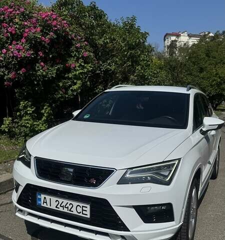 Белый Сеат Ateca, объемом двигателя 1.97 л и пробегом 104 тыс. км за 30200 $, фото 1 на Automoto.ua