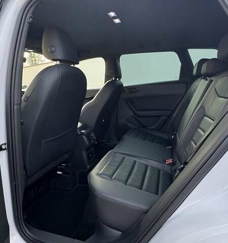 Белый Сеат Ateca, объемом двигателя 1.97 л и пробегом 102 тыс. км за 32000 $, фото 11 на Automoto.ua