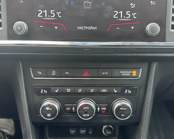 Белый Сеат Ateca, объемом двигателя 1.5 л и пробегом 90 тыс. км за 17999 $, фото 12 на Automoto.ua