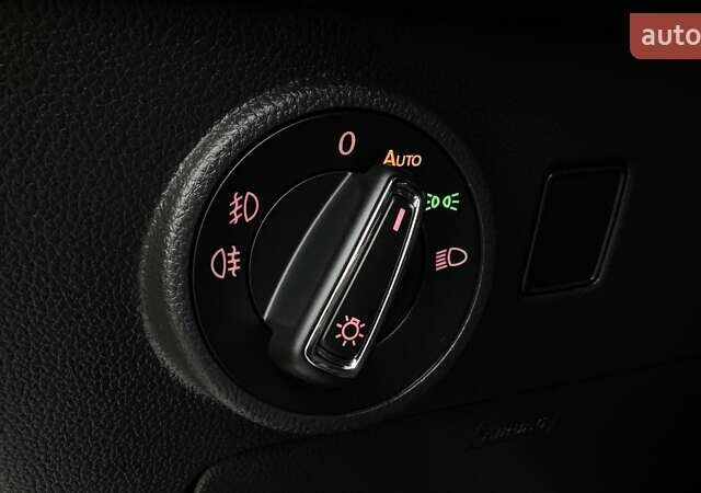 Белый Сеат Ateca, объемом двигателя 1.97 л и пробегом 113 тыс. км за 24000 $, фото 32 на Automoto.ua