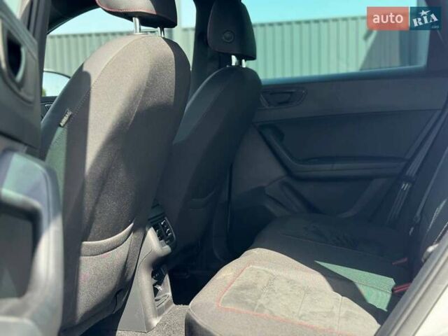 Белый Сеат Ateca, объемом двигателя 1.97 л и пробегом 24 тыс. км за 28000 $, фото 20 на Automoto.ua