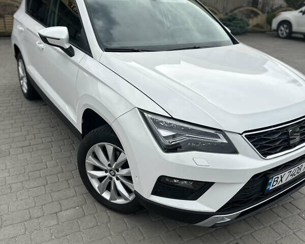 Белый Сеат Ateca, объемом двигателя 1.5 л и пробегом 90 тыс. км за 17999 $, фото 9 на Automoto.ua