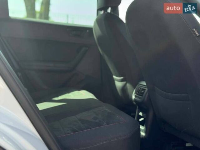 Белый Сеат Ateca, объемом двигателя 1.97 л и пробегом 24 тыс. км за 28000 $, фото 22 на Automoto.ua
