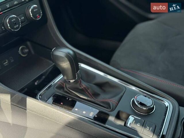 Белый Сеат Ateca, объемом двигателя 1.97 л и пробегом 24 тыс. км за 28000 $, фото 16 на Automoto.ua