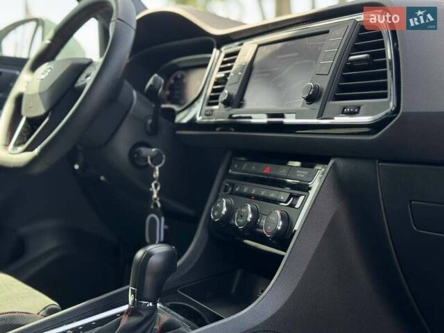 Белый Сеат Ateca, объемом двигателя 1.97 л и пробегом 24 тыс. км за 28000 $, фото 25 на Automoto.ua