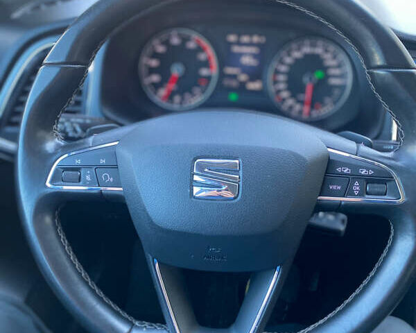Белый Сеат Ateca, объемом двигателя 1.5 л и пробегом 90 тыс. км за 17999 $, фото 37 на Automoto.ua
