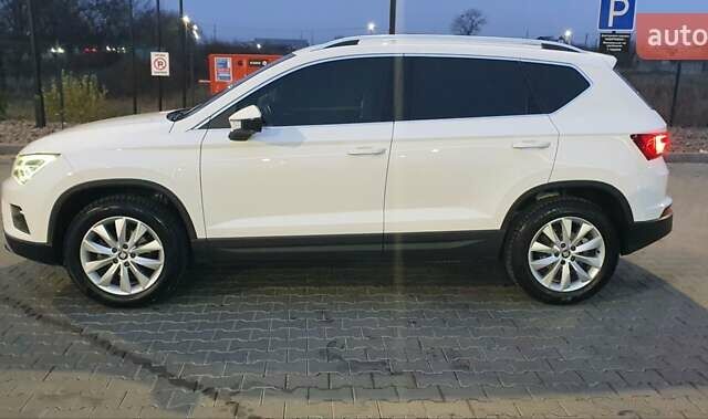 Белый Сеат Ateca, объемом двигателя 1.6 л и пробегом 196 тыс. км за 19150 $, фото 3 на Automoto.ua