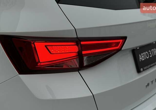 Белый Сеат Ateca, объемом двигателя 1.97 л и пробегом 113 тыс. км за 24000 $, фото 14 на Automoto.ua