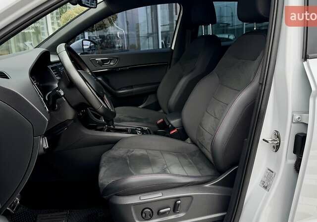 Белый Сеат Ateca, объемом двигателя 1.97 л и пробегом 113 тыс. км за 24000 $, фото 21 на Automoto.ua