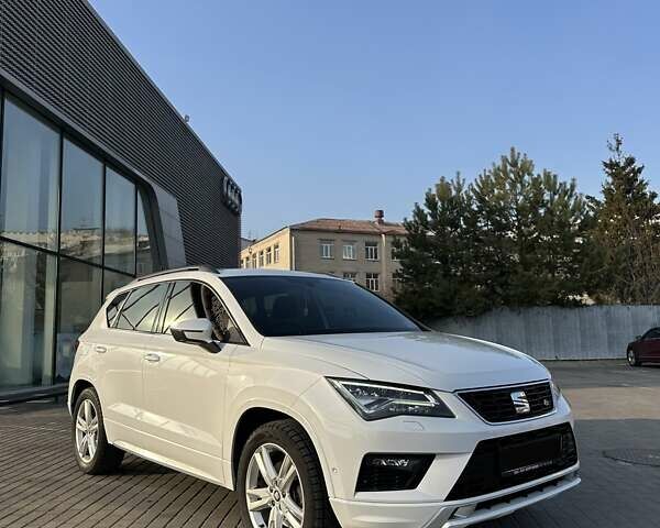 Белый Сеат Ateca, объемом двигателя 1.97 л и пробегом 101 тыс. км за 27500 $, фото 35 на Automoto.ua