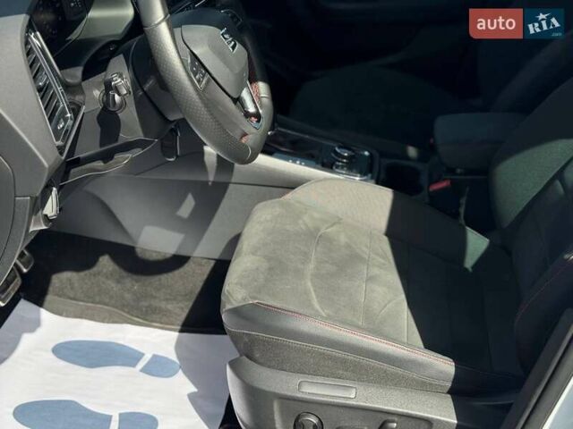 Белый Сеат Ateca, объемом двигателя 1.97 л и пробегом 24 тыс. км за 28000 $, фото 15 на Automoto.ua