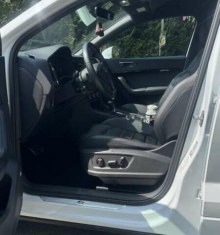 Белый Сеат Ateca, объемом двигателя 1.97 л и пробегом 104 тыс. км за 30200 $, фото 5 на Automoto.ua