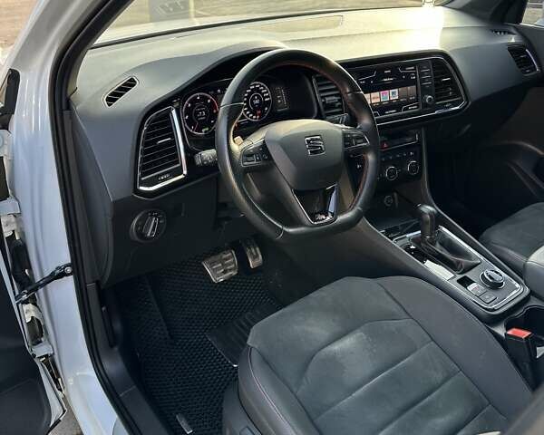 Белый Сеат Ateca, объемом двигателя 1.97 л и пробегом 101 тыс. км за 27500 $, фото 22 на Automoto.ua