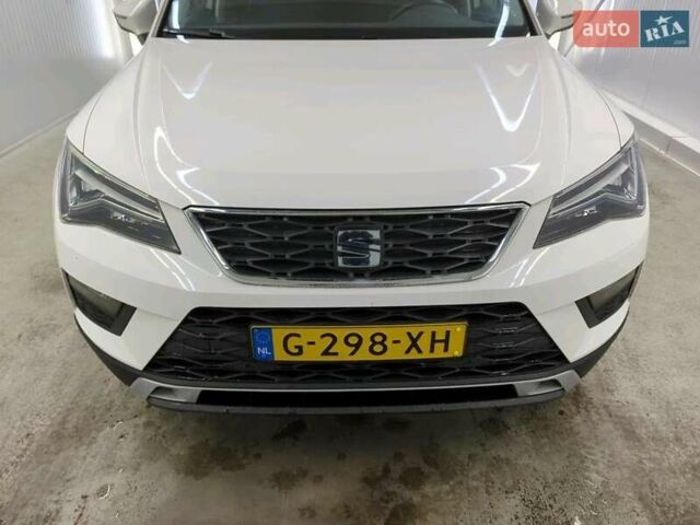 Белый Сеат Ateca, объемом двигателя 1.5 л и пробегом 106 тыс. км за 11100 $, фото 1 на Automoto.ua