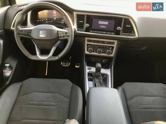 Белый Сеат Ateca, объемом двигателя 1.97 л и пробегом 11 тыс. км за 35000 $, фото 5 на Automoto.ua