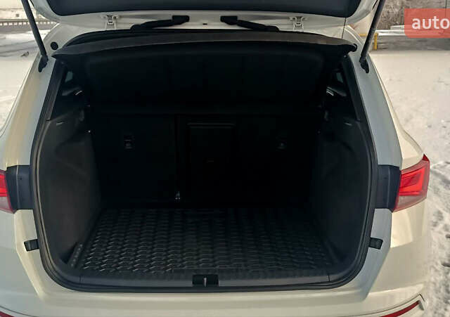 Білий Сеат Ateca, об'ємом двигуна 1.97 л та пробігом 40 тис. км за 33333 $, фото 25 на Automoto.ua