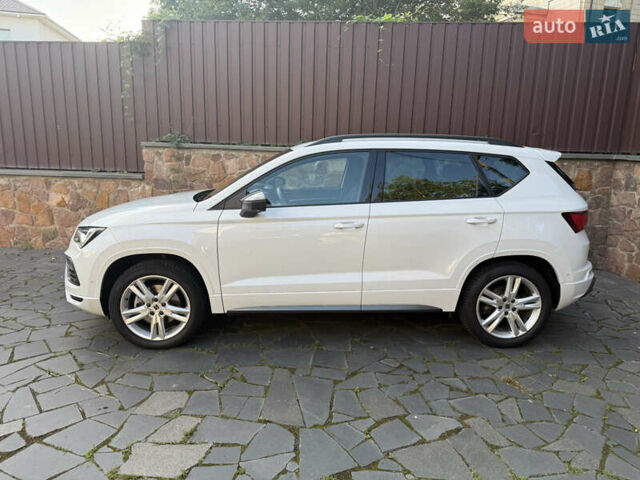 Белый Сеат Ateca, объемом двигателя 1.97 л и пробегом 38 тыс. км за 34200 $, фото 2 на Automoto.ua